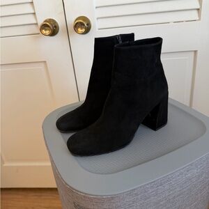 VINCE Highbury Suede Leather Block Heel Midi Ankle Boot Bootie Black
